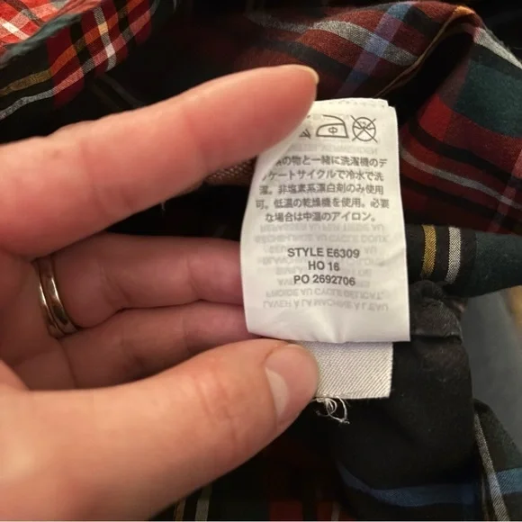 J. Crew Women's The Perfect Shirt in Stewart Plaid Size 2 - Picture 7 of 7